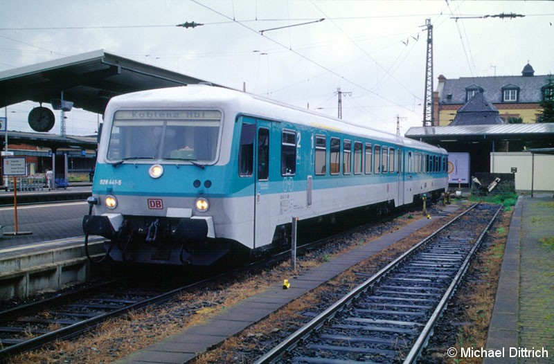Bild: Auf dem Weg nach Koblenz Hbf. will sich der 628/928 441 von Gießen aus begeben.