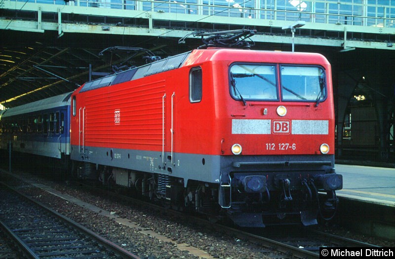 Bild: 112 127 hatte die Aufgabe den IR 2008 nach Berlin Ostbahnhof zu ziehen.