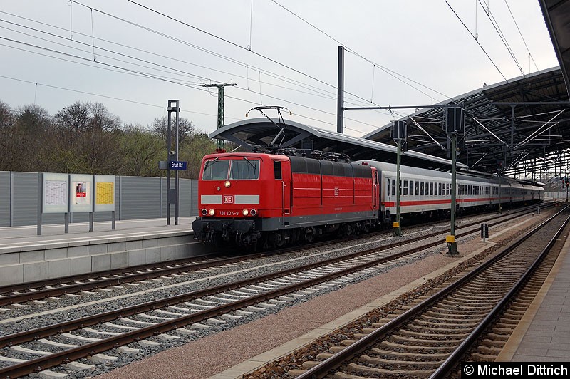 Bild: 181 204 am IC 1955 in Erfurt Hbf.