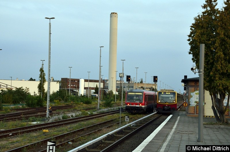 Bild: Sonderfahrt des VIV e.V. zum Thema i2030. 
Hier im Güterbahnhof Marienfelde.