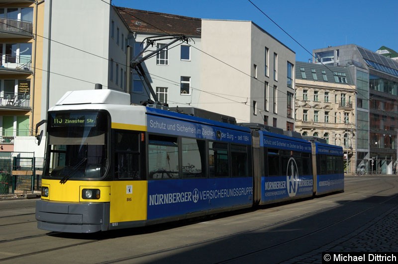 Bild: 1093 als Linie M5 in der Großen Präsidentenstraße.