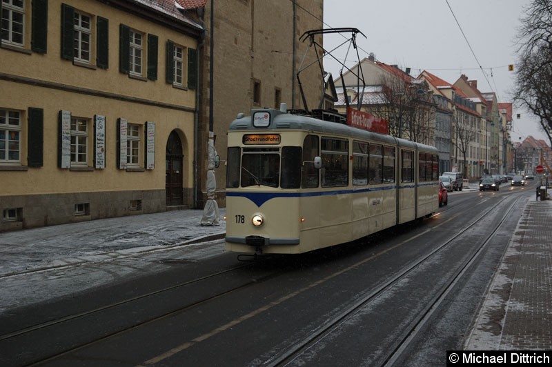 Bild: Bei Schneefall in der Andreasstr. Der G4 178 auf seiner Stadtrundfahrt.