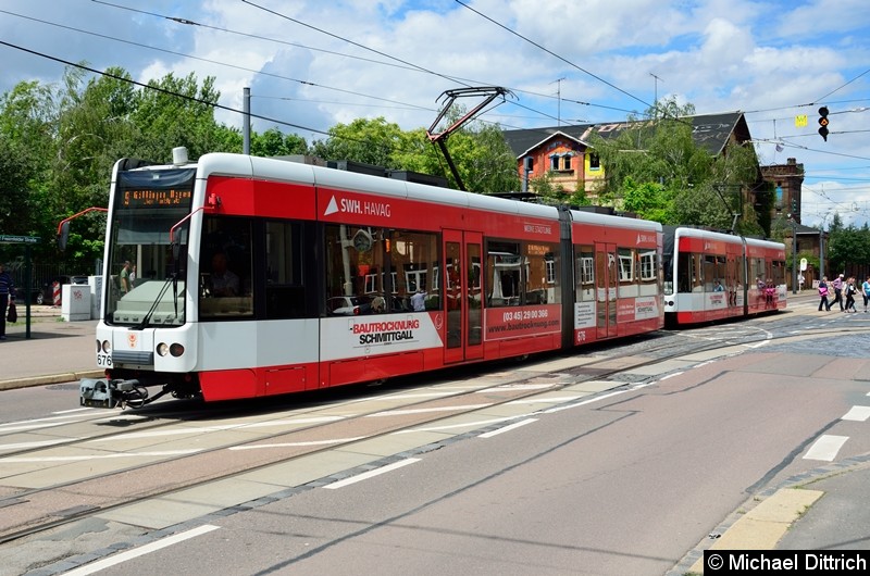 Bild: 676 + 675 als Linie 9 an der Haltestelle Betriebshof Freiimfelder Str.