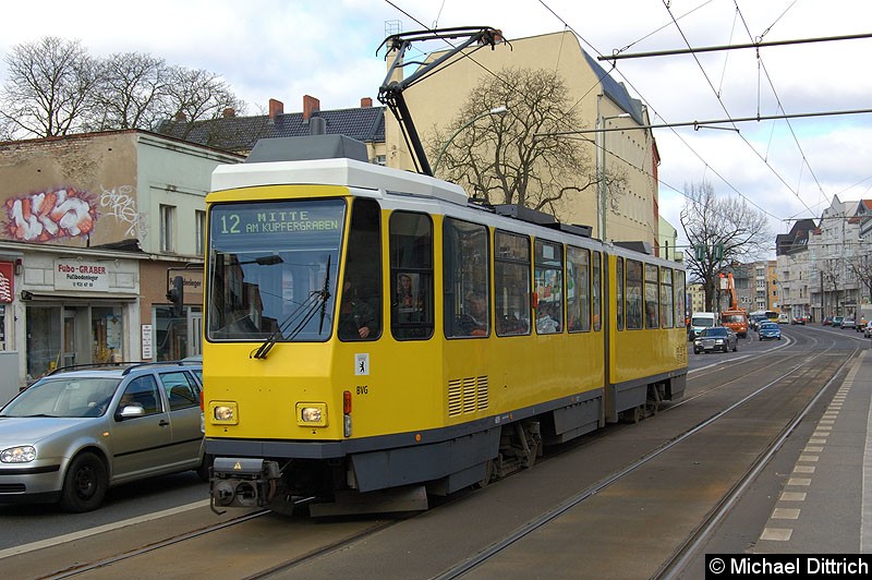 Bild: 6039 als Linie 12 in der Berliner Allee.