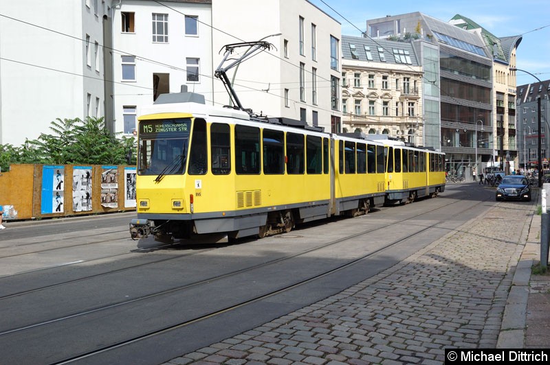 Bild: 6141 als Linie M5 in der Großen Präsidentenstraße.