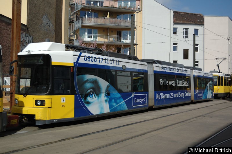 Bild: 1026 als Linie M4 in der Großen Präsidentenstraße.