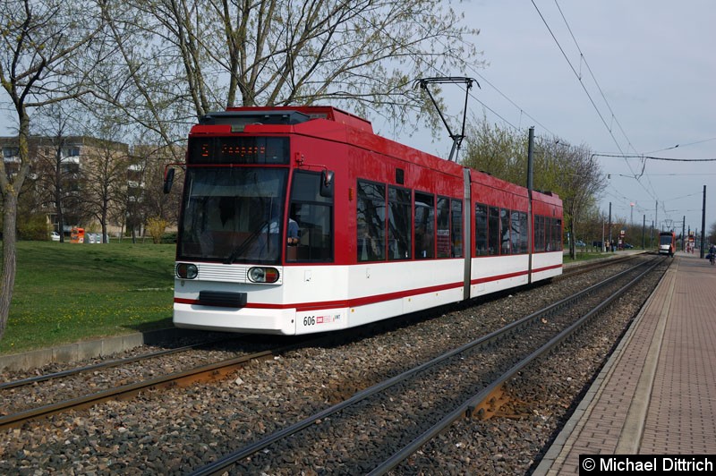 Bild: MGT6D/E 606 als Linie 5 zwischen den Haltestellen August-Frölich-Str. und Roter Berg.