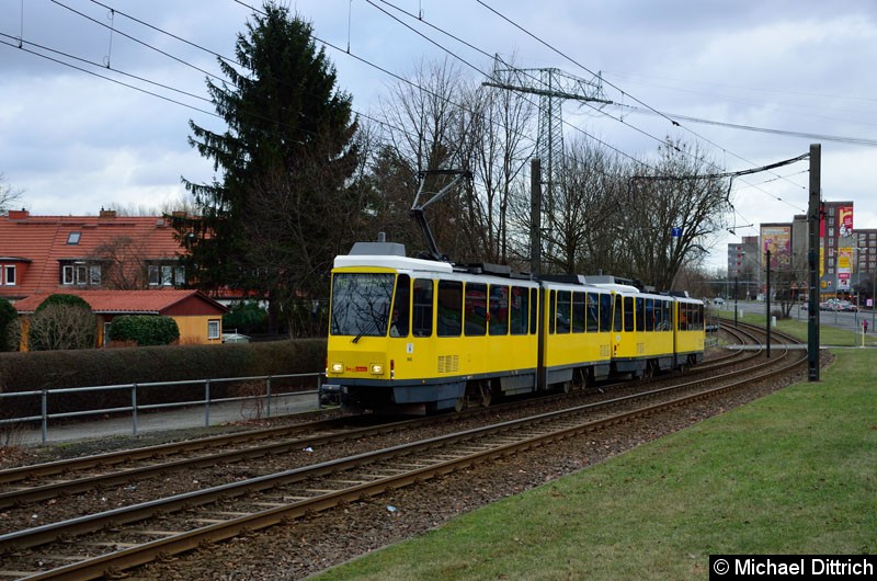 Bild: 6071 + 6070 als Linie M6 zwischen den Haltestellen Dingelstädter Str. und Landsberger Allee/Rhinstr.