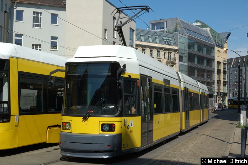 Bild: 2034 als Linie 12 in der Großen Präsidentenstraße.