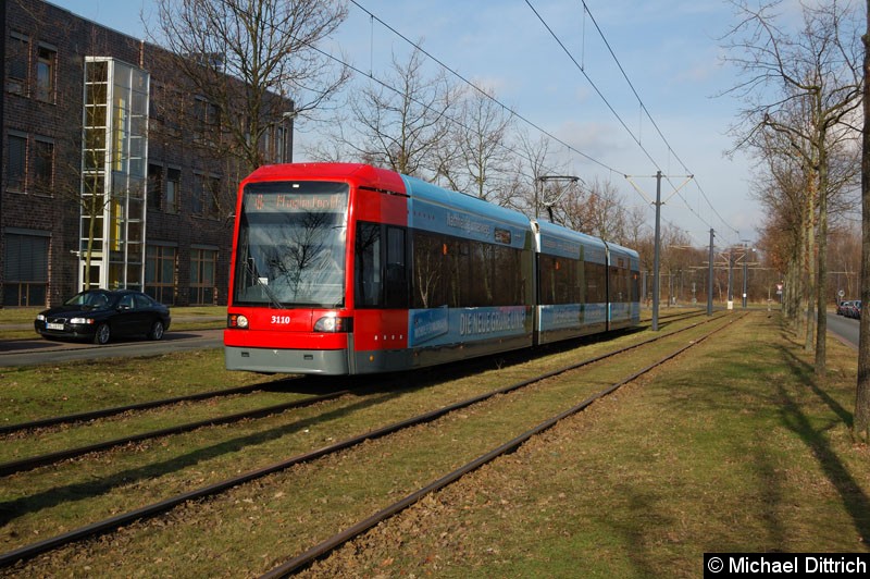 Bild: 3110 als Linie 6 kurz vor der Haltestelle Universität, Klagenfurter Str.
