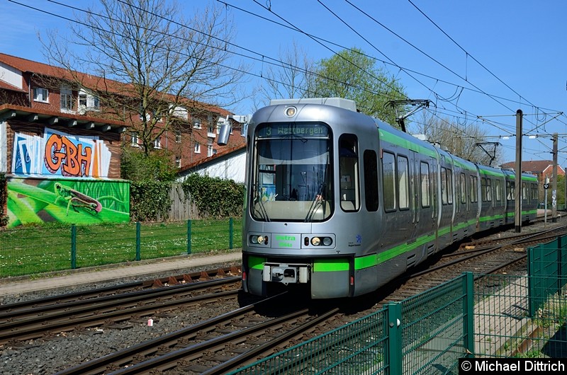 Bild: 2564 + 2576 als Linie 3 in Wettbergen.