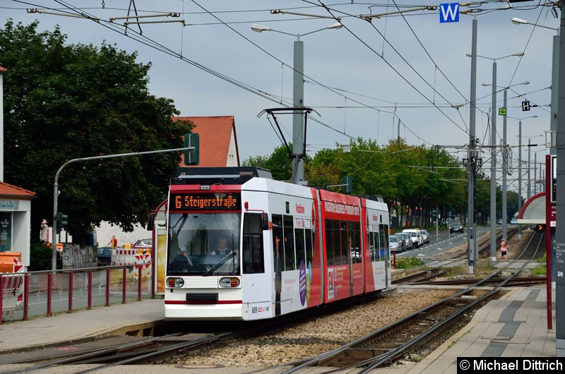 Bild: MGT6D/E 609 als Linie 6 in der Haltestelle Klinikum.