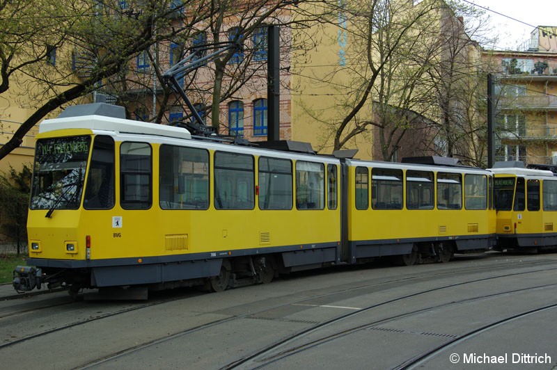 Bild: 7006 als Linie M4 in der Großen Präsidentenstraße.