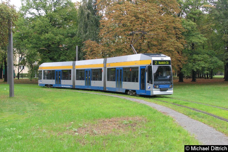 Bild: 1149 als Linie 2 im Park an der Naunhofer Straße.