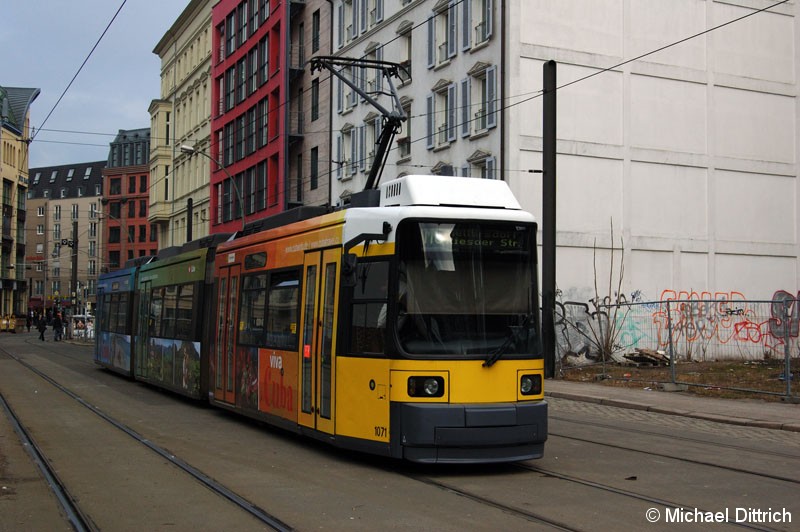 Bild: 1071 als Linie M6 in der Großen Präsidentenstraße.