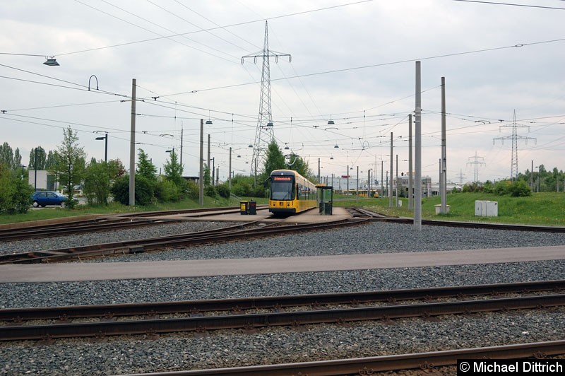 Bild: 2839 als Linie 2 in der Gleisschleife des Betriebshofs Gorbitz.