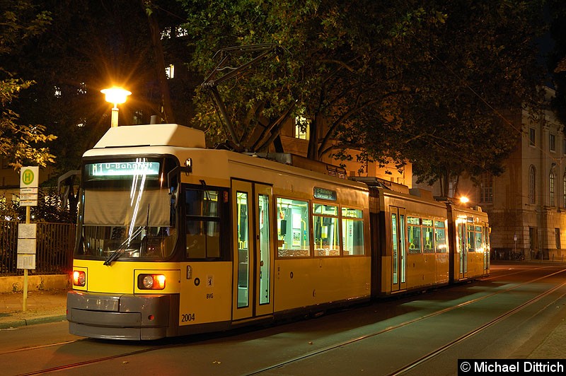 Bild: 2004 als Linie M1 an der Haltestelle Am Kupfergraben.