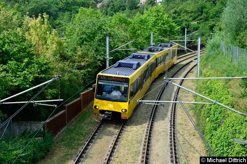 Bild: 4202 als Linie U5 zwischen den Haltestellen Killesberg und Eckartshaldenweg.