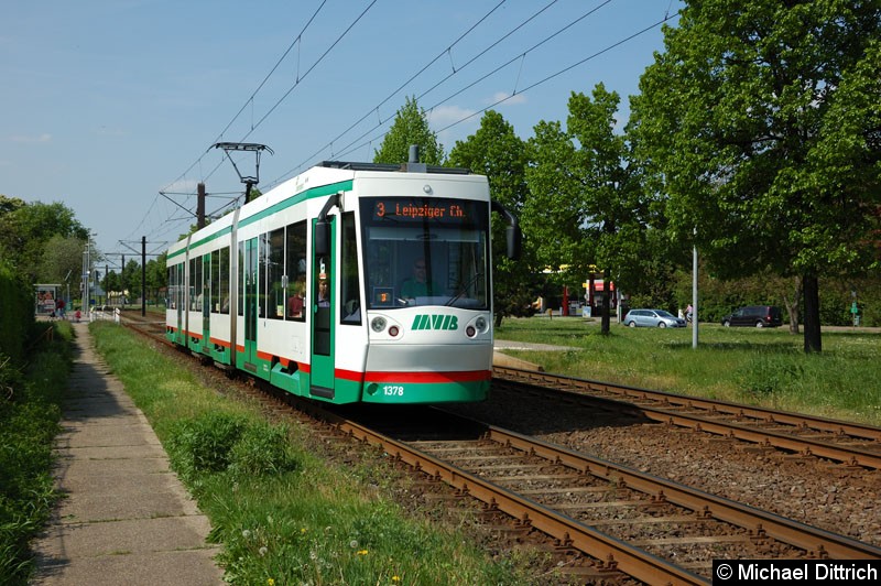Bild: 1378 als Linie 3 kurz hinter der Haltestelle Albert-Vater-Str.