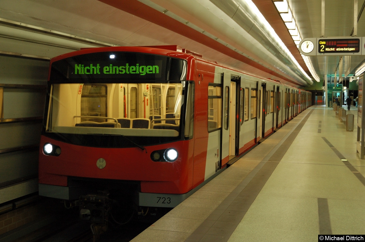 723 als Linie U3 in der Endstelle Maxfeld.