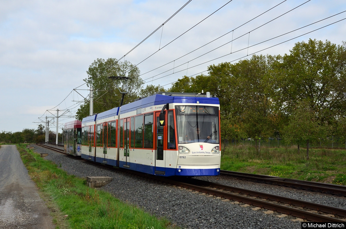 Wagen 0782 als Linie 6 kurz vor der Endstelle Alsbach, Am Hinkelstein.