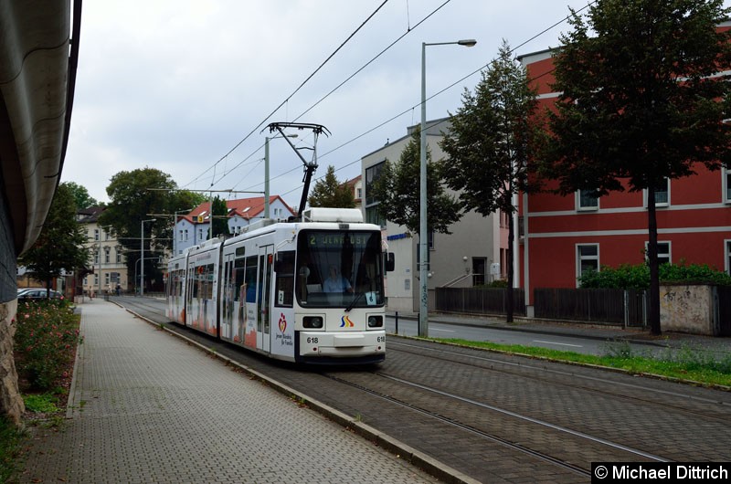 Bild: 618 als Linie 2 kurz vor der Haltestelle Paradiesbahnhof West.