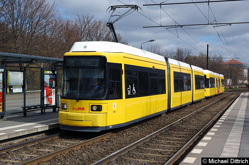 Bild: 1027 und 1022 als Linie M4 an der Haltestelle Stadion Buschallee/Hansastr.