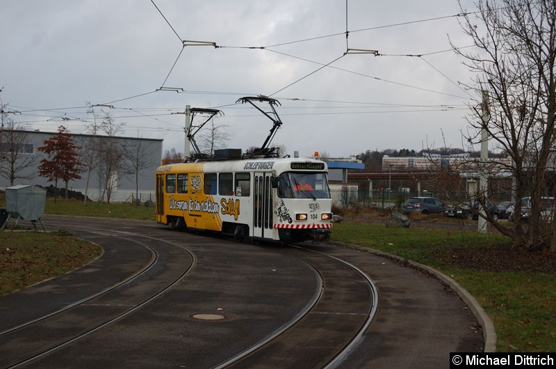 Bild: Arbeitswagen 104 beim Schmieren der Fahrleitung in der Wendeschleife Untermhaus.