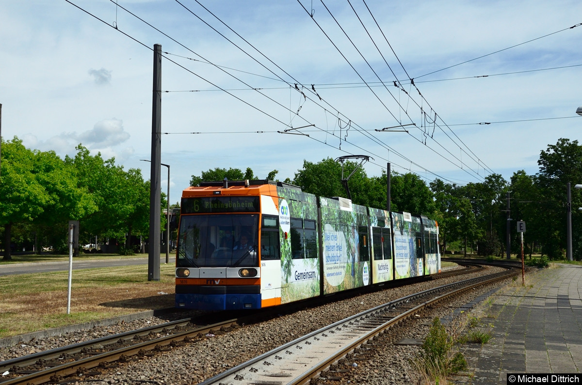 Bild: 5616 als Linie 6A kurz vor der Haltestelle Giulini.