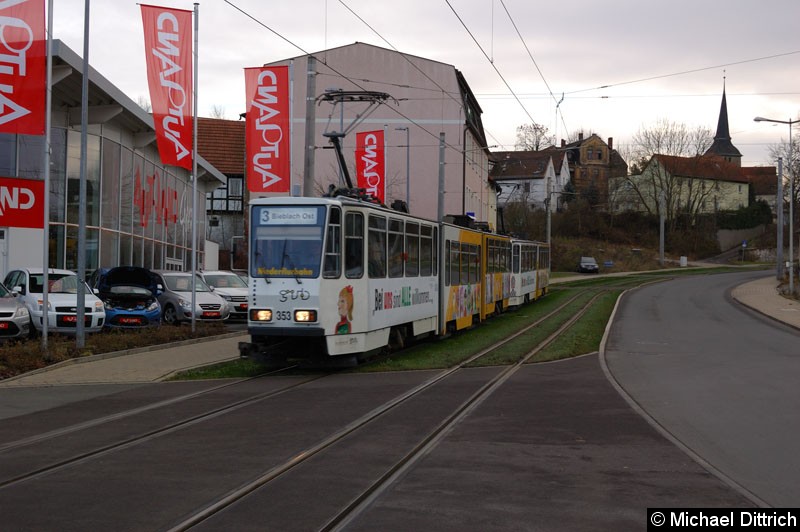 Bild: KTNF8 353 + KT4D 308 kurz vor der Haltestelle Berufsakademie.