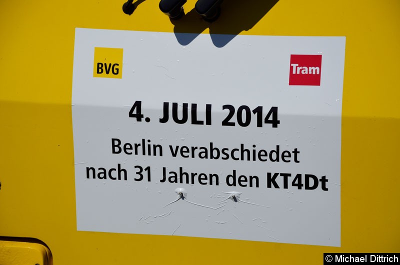 Bild: Mit diesem Schild wurde der nach 31 Jahren der KT4Dt verabschiedet.