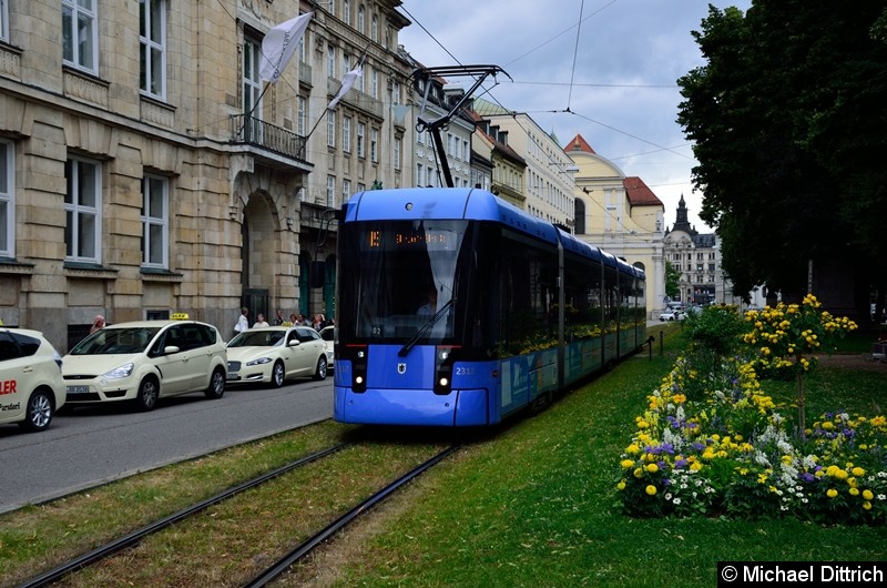 Bild: 2312 als Linie 19 zwischen den Haltestellen Lenbachplatz und Theatiner Str.