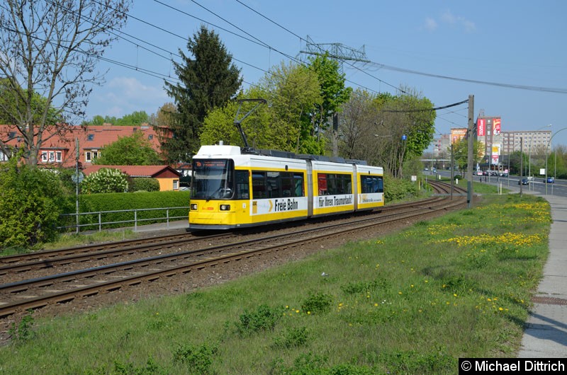 Bild: 1516 als Linie 16 kurz vor der Haltestelle Landsberger Allee/Rhinstr.